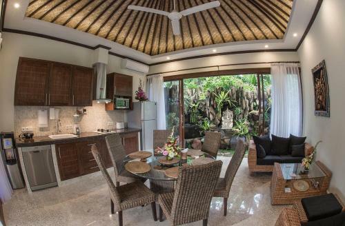 Villa Barong