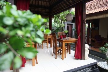 Uma Padi Villa