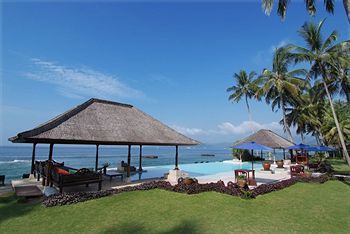 Hotel Lotus Bungalows