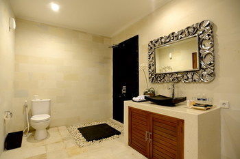 Sandi Agung Villa