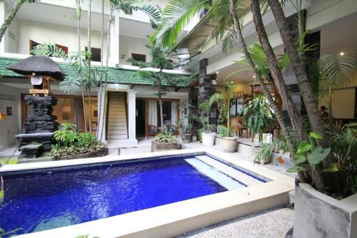 Hotel Sus Beach Cottages 1 Legian