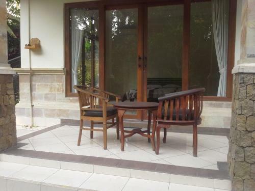 Hostal Dewi Ayu Accommodation