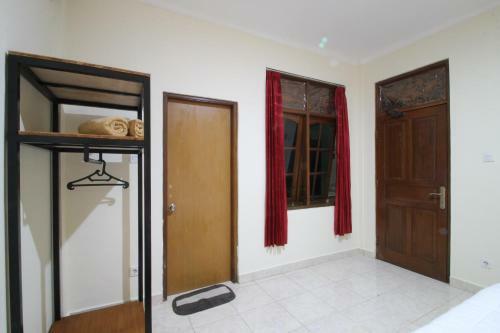 Pondok Muwa Hostel
