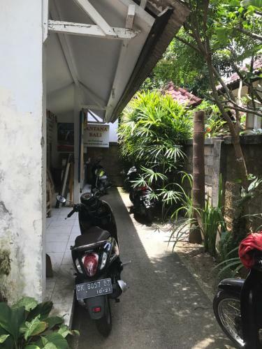 Hostal Santana Bali Home Stay