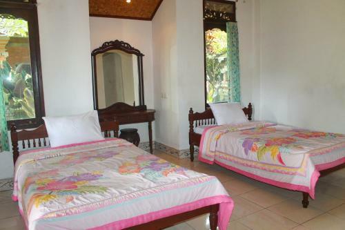 Hostal Sunarta House Homestay