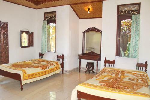 Hostal Sunarta House Homestay