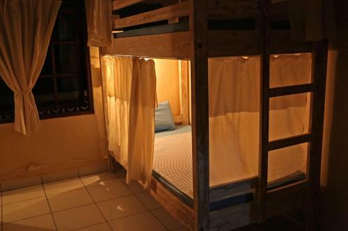 Hostal Surfers House