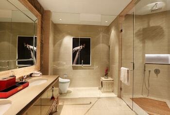 Berry Amour Villas