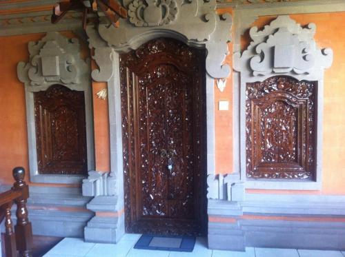 Hostal Mekar Suci Inn