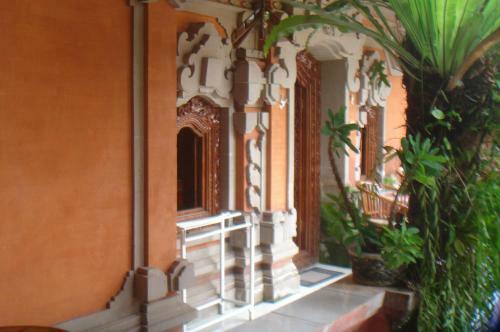 Hostal Mekar Suci Inn