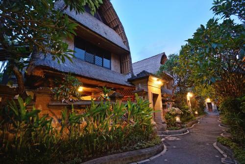 Puri Dewa Bharata Hotel & Villas