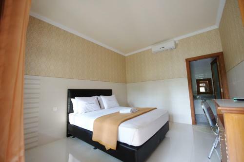 Sandat Hotel Legian