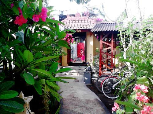Hostal Aura Bungalow