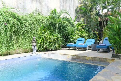Hotel Sus Cottages And Spa 2 Legian
