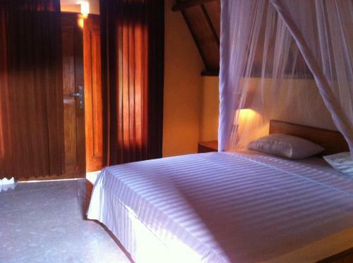 Hostal Dinoyin Bungalows