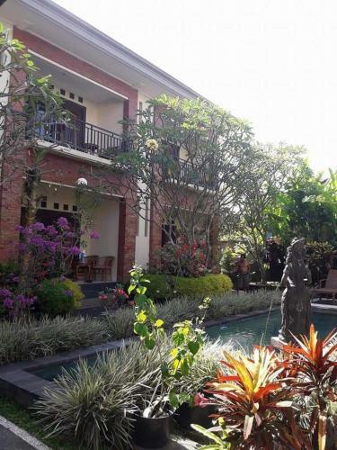 Hostal Nami House