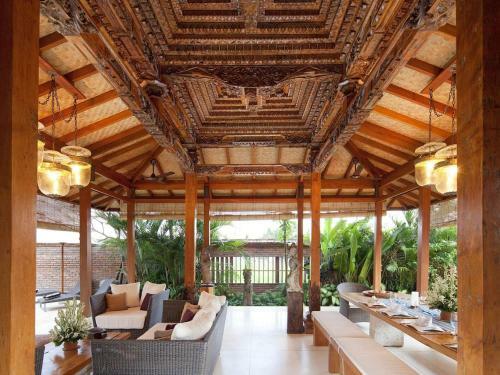 Dea Villas - An Elite Haven