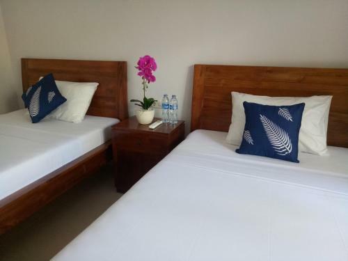 Hostal Suryadina Guest House