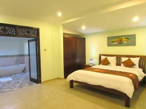 Aisha Family Villa