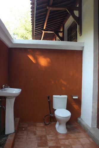 Hostal The Studio