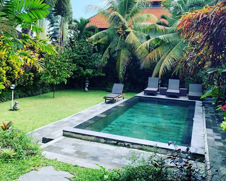 Villa Pondok Naya