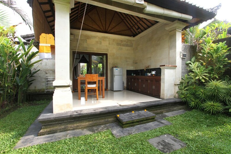 Villa Pondok Naya