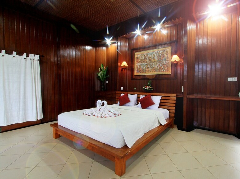 Villa Pondok Naya