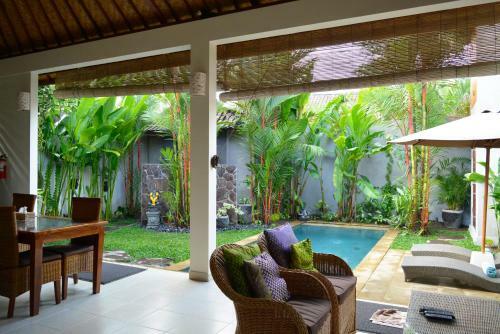 Villa Palm Kuning