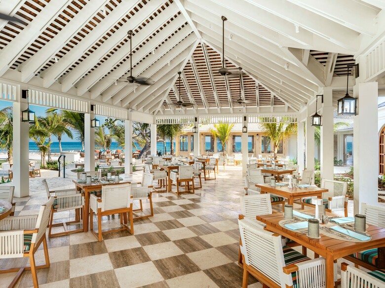 Hotel Half Moon