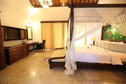Bed & Breakfast Puri Mas Spa Resort