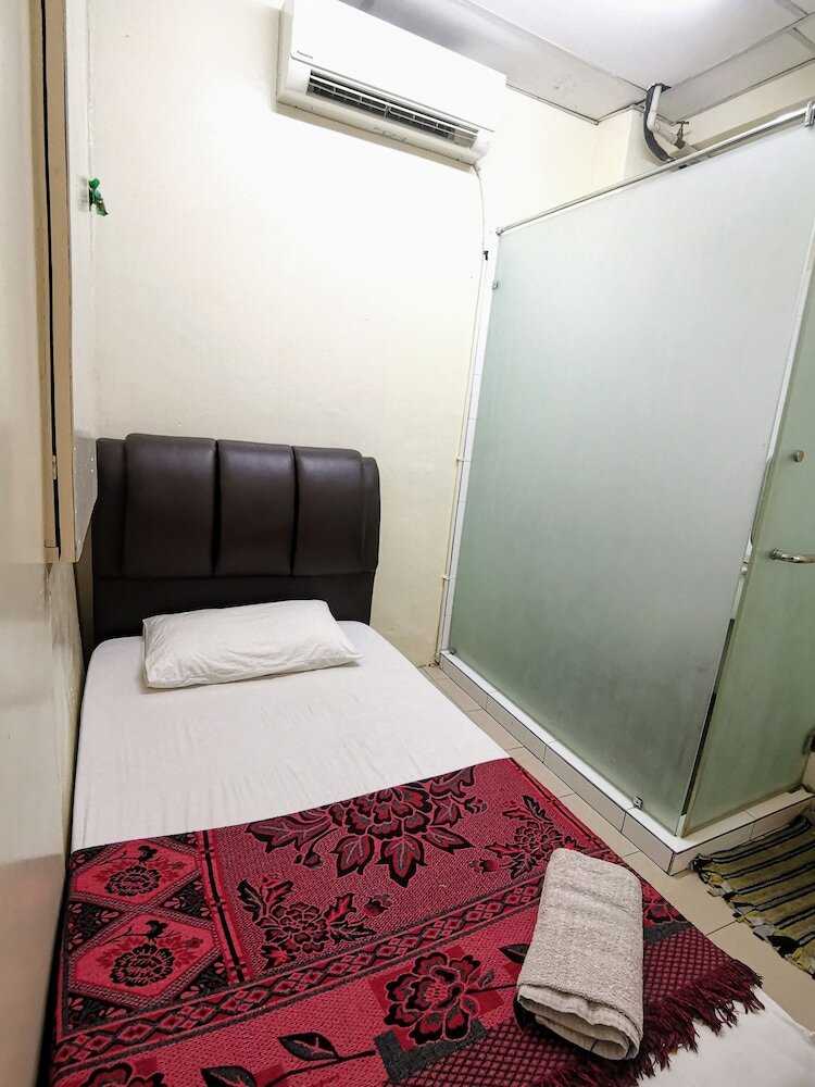 Hostal Ros Heritage Motel
