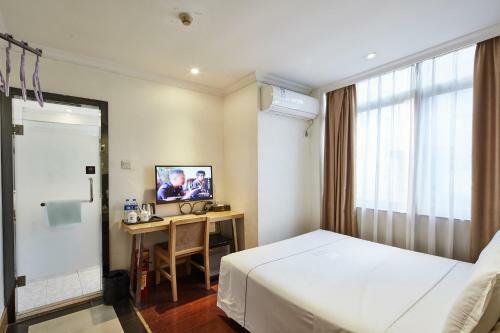 Yingshang Jinyi Hotel - Dade Road Branch
