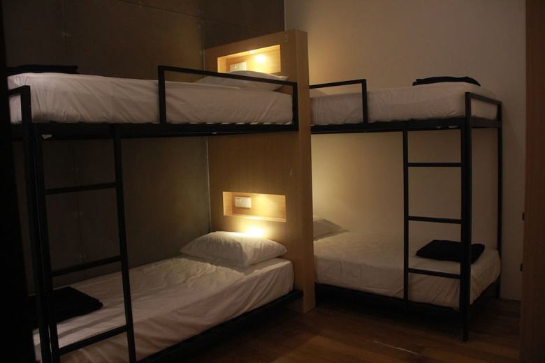 Albergue The 80's Guesthouse