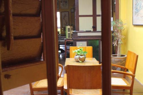 Hostal Vintage House