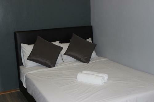 Town View Hotel