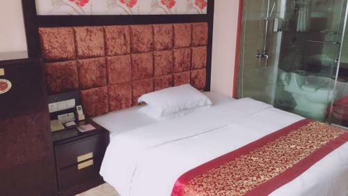 Guangzhou Lucky Hotel