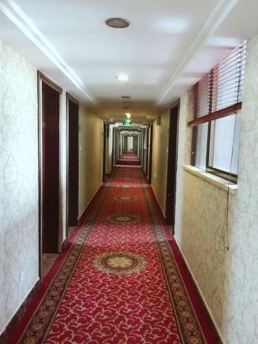 Guangzhou Lucky Hotel