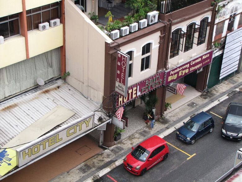 Hostal Oasis Guest House