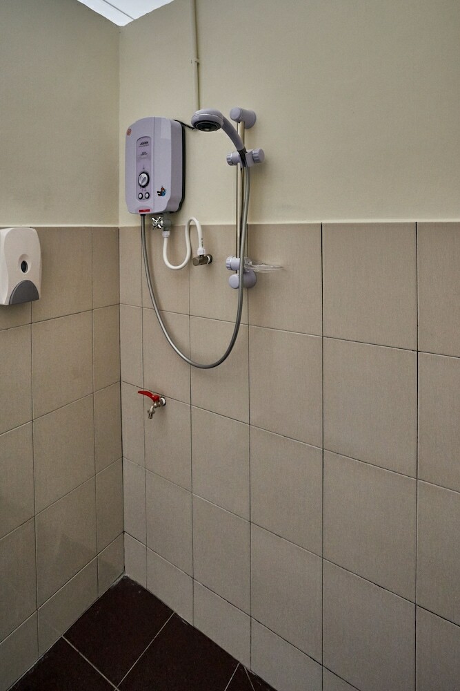 Hostal Weluv Travel Guesthouse