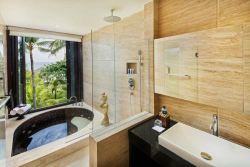 Hotel The Seminyak Beach Resort & Spa