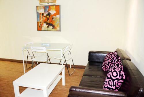 Apartamento Taragon Residences