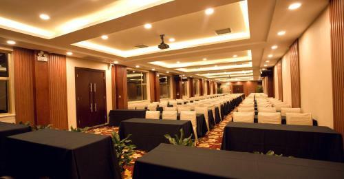 Guilin Golden Crown International Hotel