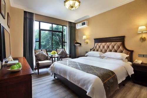 Yu Hill Hotel