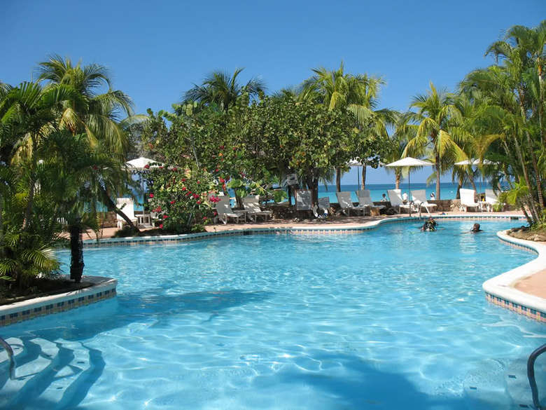 Hotel Couples Swept Away