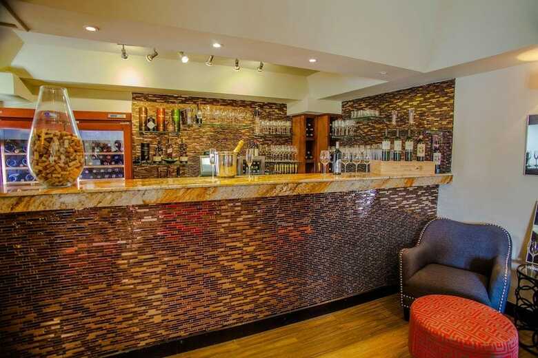 Hotel Hedonism II
