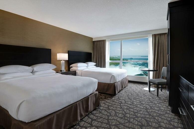 Hotel Embassy Suites Niagara Falls - Fallsview