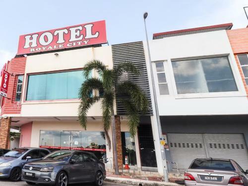 Royale City Hotel