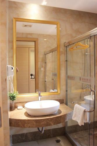 Libo Business Hotel