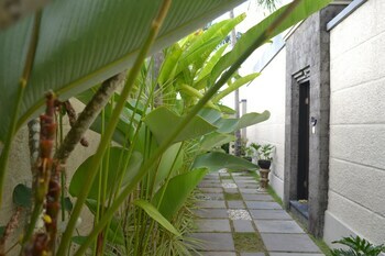 D'alang Alang Villas
