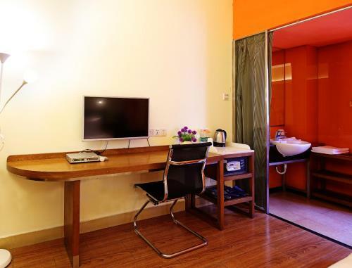 Hotel Yanjiang East Garden Inn
